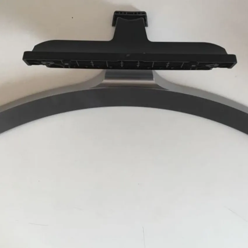 BASE PEDESTAL 60UJ6500 65UJ6500  (LEVES RISCOS) (SEMI NOVA)