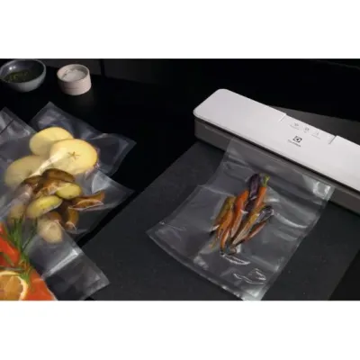 SELADORA A VÁCUO ELECTROLUX PORTÁTIL BRANCA 127V VCELUX01-20 | A19009701