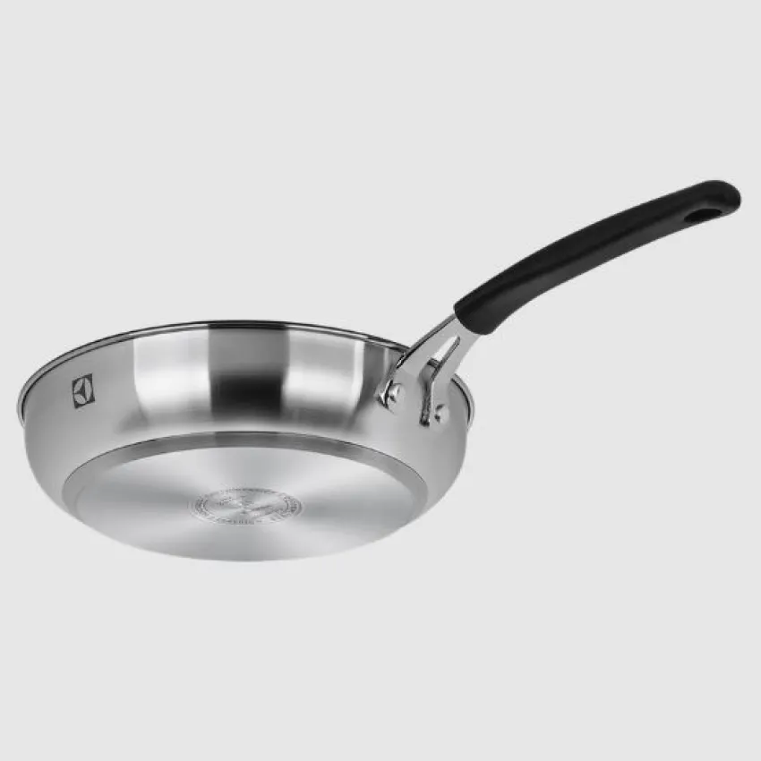FRIGIDEIRA ELECTROLUX INOX COM REVESTIMENTO ANTIADERENTE PRATEADO E PRETO 24CM | A21257101 