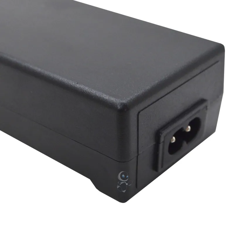 FONTE EXTERNA MCM FON0577-RS 100V-240V ~ 720mA - 50/60Hz 8V _ 2A