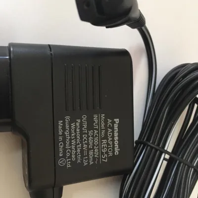 FONTE EXTERNA PANASONIC RE9-57 100V-240~50/60Hz 180mA 5.4V -1.2A