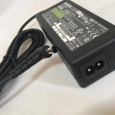 FONTE EXTERNA SONY VGN-FZ240E VGN-N325E VGP-AC19V37 100-240V ~ 1.3A(1.3A) 50-60Hz 1-487-370-21 148737021