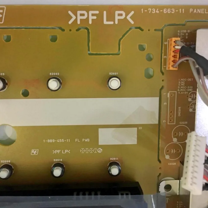PLACA DO PAINEL FRONTAL SONY SHAKE 33 1-734-663-11 / 1-889-455-11 / 1-889-454-11 Y8288636A