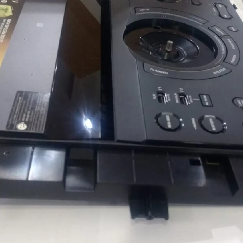 PAINEL FRONTAL SHAKE-X3D PLACA DISPLAY SONY SHAKE-X3D Y8288977A COM DISPLAY 1-735-390-11