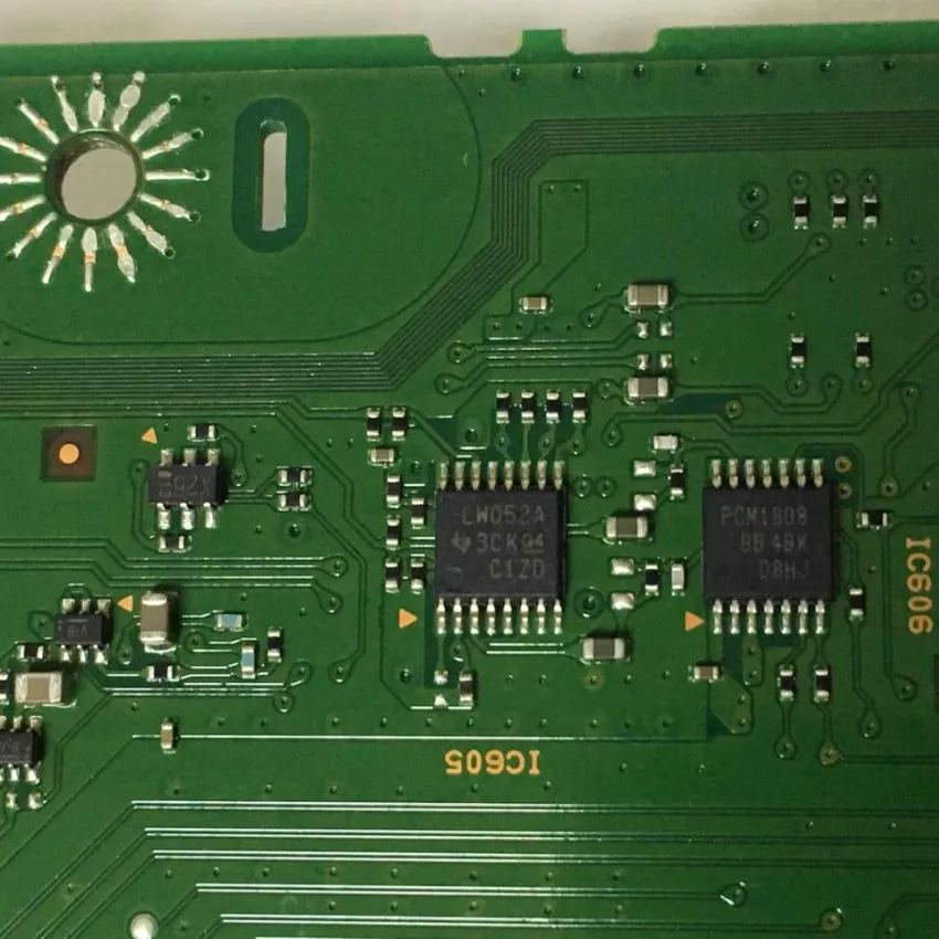 PLACA PRINCIPAL SONY SHAKE-X3D Y8288973A 1-894-133-11 CI M12L64164A AM5890S PCM1808